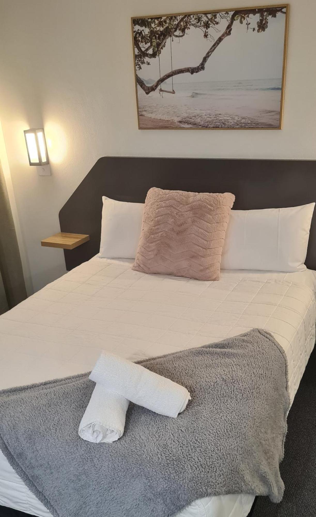 Golden Sands Motor Inn Forster Bagian luar foto